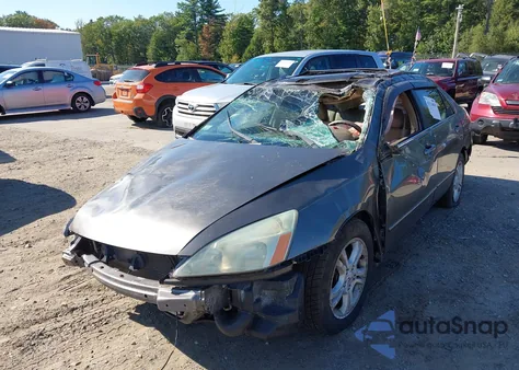 2007 Honda Accord 2.4 Ex z USA, uszkodzony, nr VIN 1HGCM56747A000608